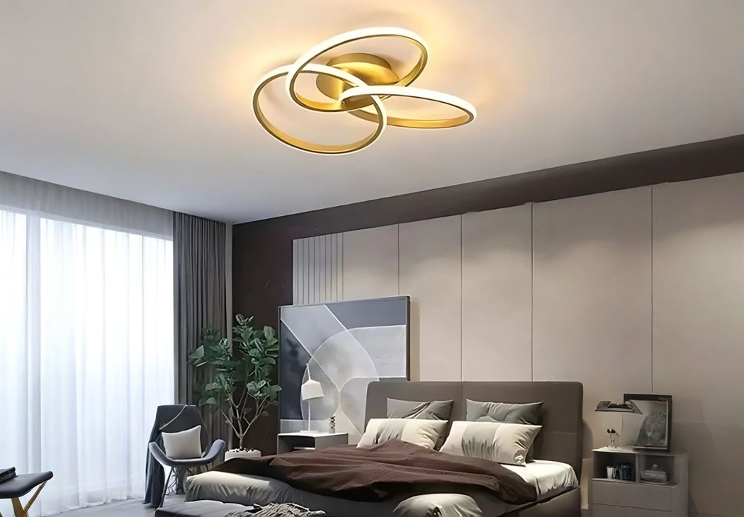 Plafonnier design anneaux entrelacés