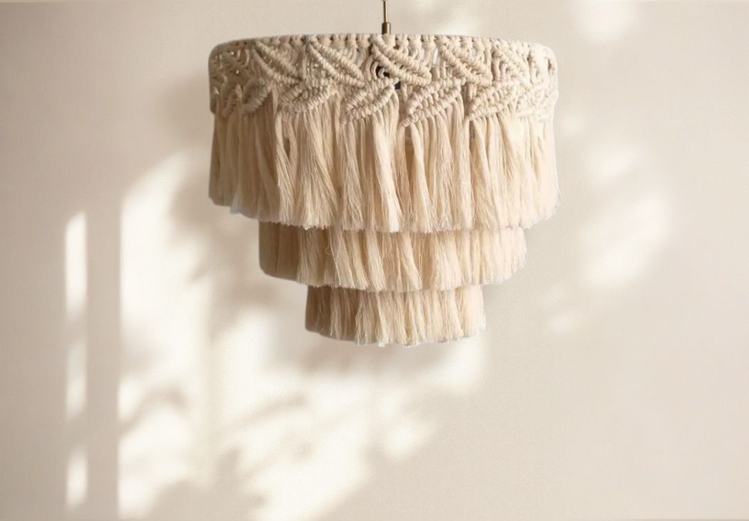 IMG-1050x730-Suspension-bohème-en-macramé2