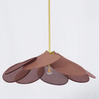 suspension en forme de fleur, avec pétales couleur bordeaux en tissu