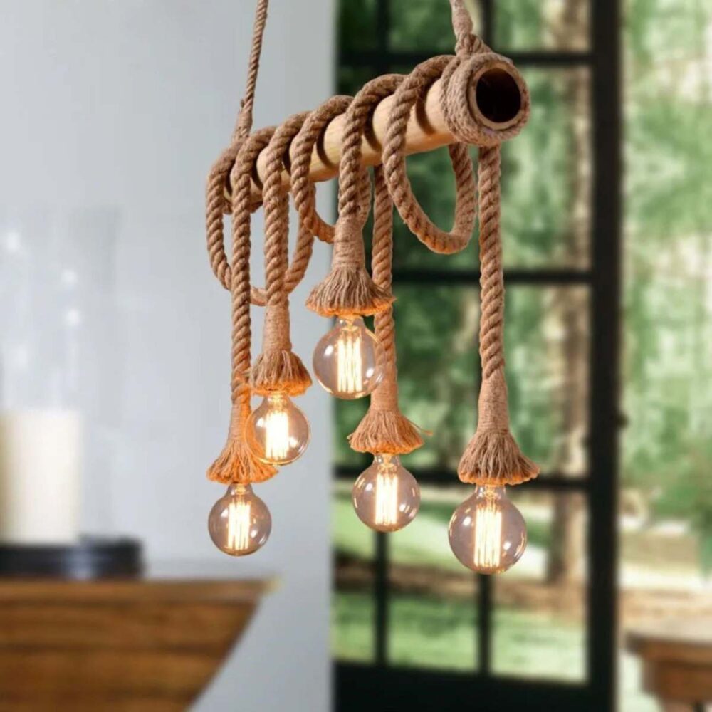 IMG_03_2025_Plafonnier_bois_flotté_style_bohème_1.jpg Lampe plafonnier en bois flotté avec des cordes en décoration d'intérieur