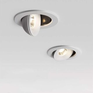 Spot LED plafonnier rotatif sur fond blanc