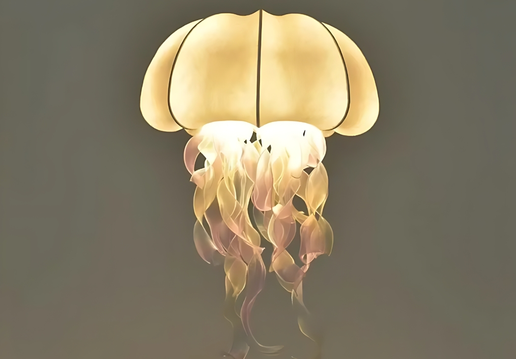 Plafonnier original en forme de méduse