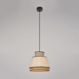 Plafonnier naturel déco chic canné beige de forme ronde et cylindrique suspendu sur fond gris.