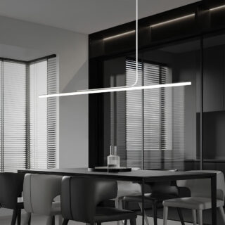 Plafonnier bureau LED minimaliste suspendu au dessus d'une table dans une salle de réunion